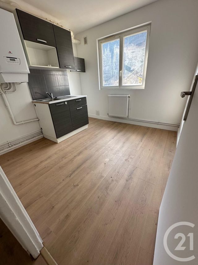 Appartement F2 à louer - 2 pièces - 45.46 m2 - CANTELEU - 76 - HAUTE-NORMANDIE - Century 21 Thillard Et Duhamel