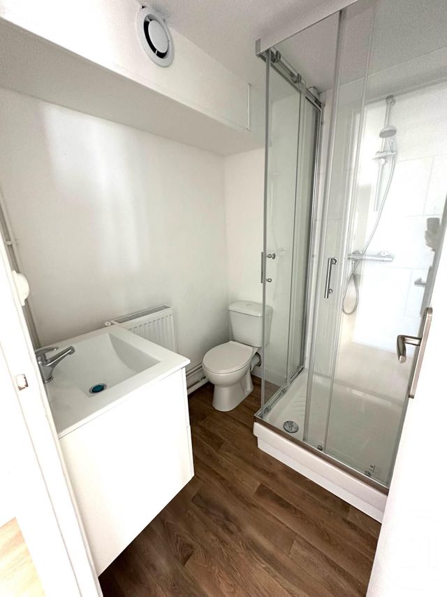 Appartement F2 à louer - 2 pièces - 45.46 m2 - CANTELEU - 76 - HAUTE-NORMANDIE - Century 21 Thillard Et Duhamel