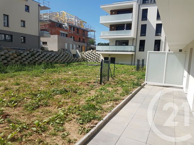 Appartement F3 à louer - 3 pièces - 67.96 m2 - LE MESNIL ESNARD - 76 - HAUTE-NORMANDIE - Century 21 Thillard Et Duhamel