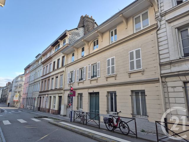 Appartement F4 à louer - 4 pièces - 77.27 m2 - ROUEN - 76 - HAUTE-NORMANDIE - Century 21 Thillard Et Duhamel