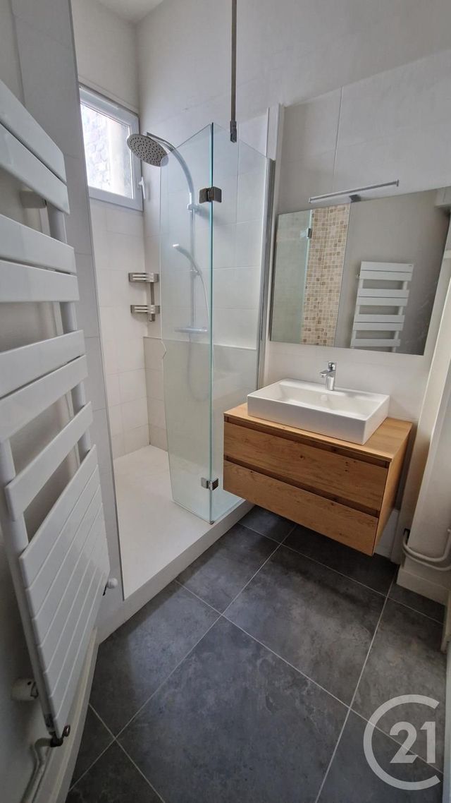 Appartement F2 à louer - 2 pièces - 59.96 m2 - ROUEN - 76 - HAUTE-NORMANDIE - Century 21 Thillard Et Duhamel