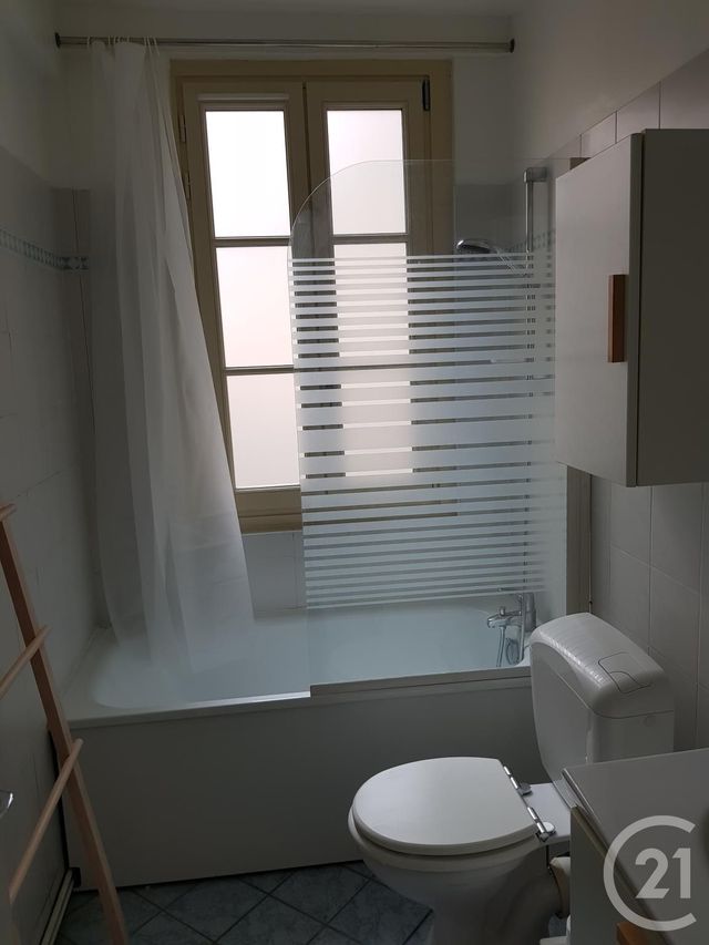 Appartement à louer - 2 pièces - 35.04 m2 - ROUEN - 76 - HAUTE-NORMANDIE - Century 21 Thillard Et Duhamel