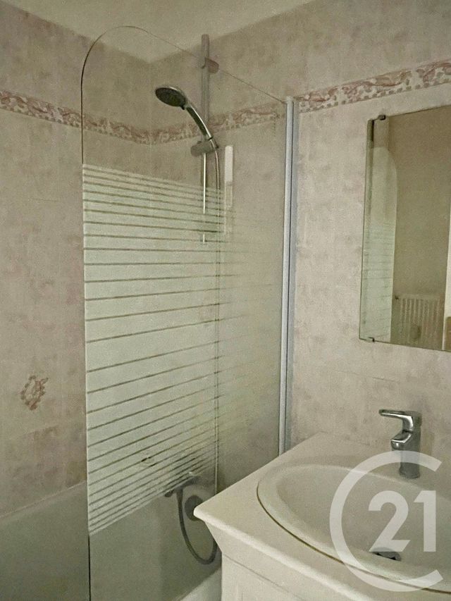 Appartement Studio à vendre - 1 pièce - 26.0 m2 - BIHOREL - 76 - HAUTE-NORMANDIE - Century 21 Thillard Et Duhamel