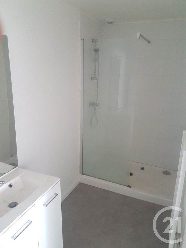 Appartement F1 à louer - 1 pièce - 28.49 m2 - ROUEN - 76 - HAUTE-NORMANDIE - Century 21 Thillard Et Duhamel