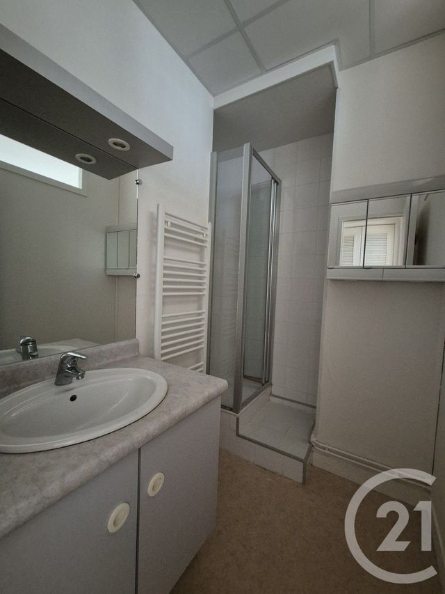 Appartement à louer - 2 pièces - 48.81 m2 - ROUEN - 76 - HAUTE-NORMANDIE - Century 21 Thillard Et Duhamel