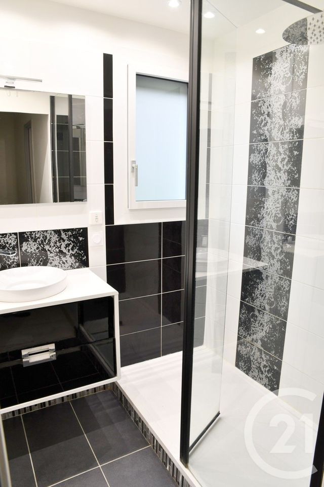 Appartement F3 à vendre - 3 pièces - 72.97 m2 - ROUEN - 76 - HAUTE-NORMANDIE - Century 21 Thillard Et Duhamel