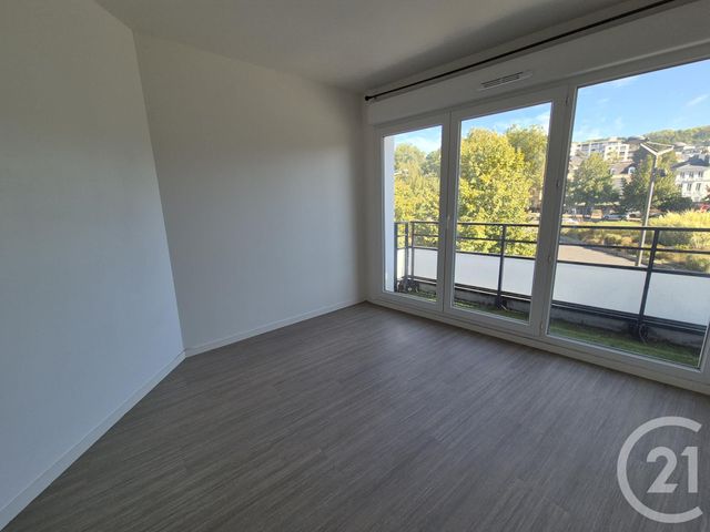 Appartement F3 à louer - 3 pièces - 78.02 m2 - ROUEN - 76 - HAUTE-NORMANDIE - Century 21 Thillard Et Duhamel