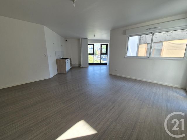 Appartement F3 à louer - 3 pièces - 78.02 m2 - ROUEN - 76 - HAUTE-NORMANDIE - Century 21 Thillard Et Duhamel