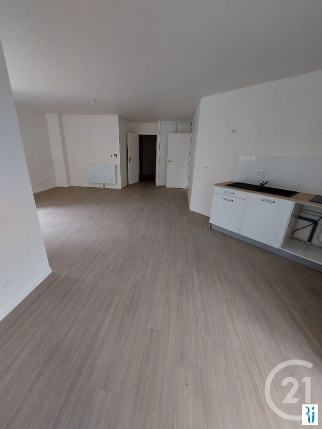 Appartement F3 à louer - 3 pièces - 78.02 m2 - ROUEN - 76 - HAUTE-NORMANDIE - Century 21 Thillard Et Duhamel