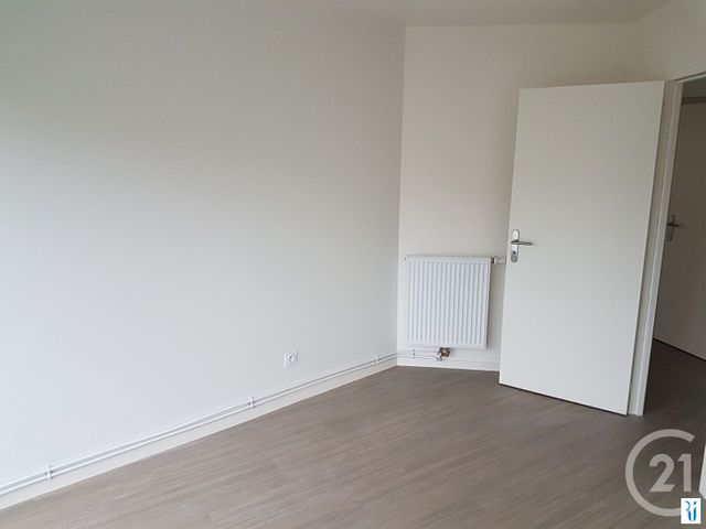 Appartement F3 à louer - 3 pièces - 78.02 m2 - ROUEN - 76 - HAUTE-NORMANDIE - Century 21 Thillard Et Duhamel