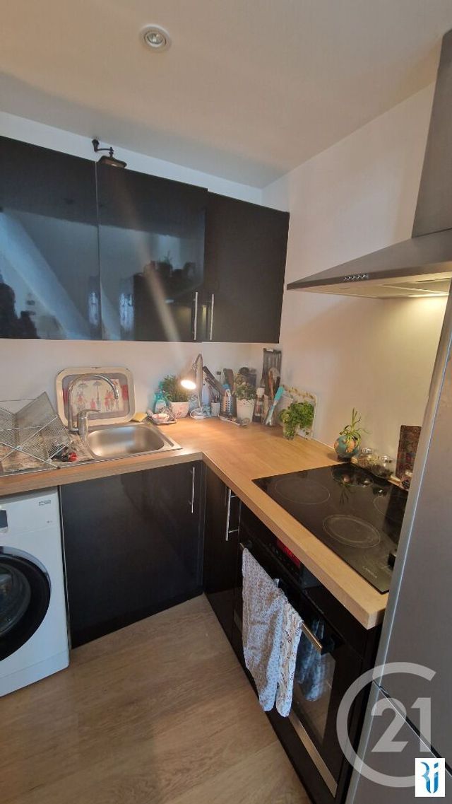 Appartement F3 à louer - 3 pièces - 58.43 m2 - ROUEN - 76 - HAUTE-NORMANDIE - Century 21 Thillard Et Duhamel