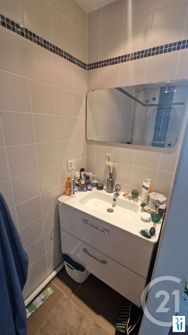 Appartement F3 à louer - 3 pièces - 58.43 m2 - ROUEN - 76 - HAUTE-NORMANDIE - Century 21 Thillard Et Duhamel