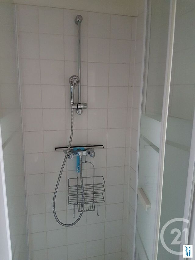 Appartement F1 à louer - 1 pièce - 29.77 m2 - ROUEN - 76 - HAUTE-NORMANDIE - Century 21 Thillard Et Duhamel