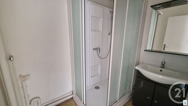 Appartement F3 à louer - 3 pièces - 59.9 m2 - SOTTEVILLE LES ROUEN - 76 - HAUTE-NORMANDIE - Century 21 Thillard Et Duhamel