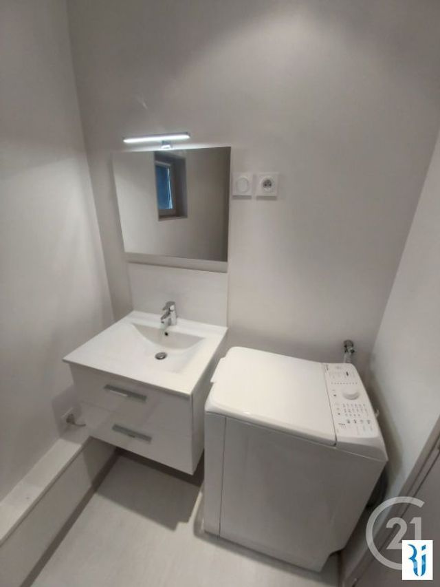 Appartement F2 à louer - 2 pièces - 32.01 m2 - ROUEN - 76 - HAUTE-NORMANDIE - Century 21 Thillard Et Duhamel
