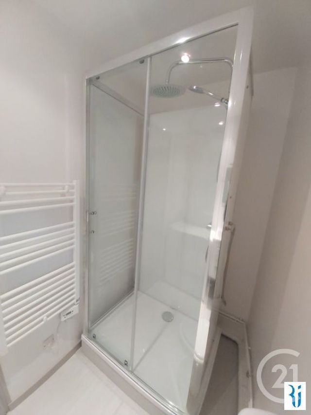 Appartement F2 à louer - 2 pièces - 32.01 m2 - ROUEN - 76 - HAUTE-NORMANDIE - Century 21 Thillard Et Duhamel