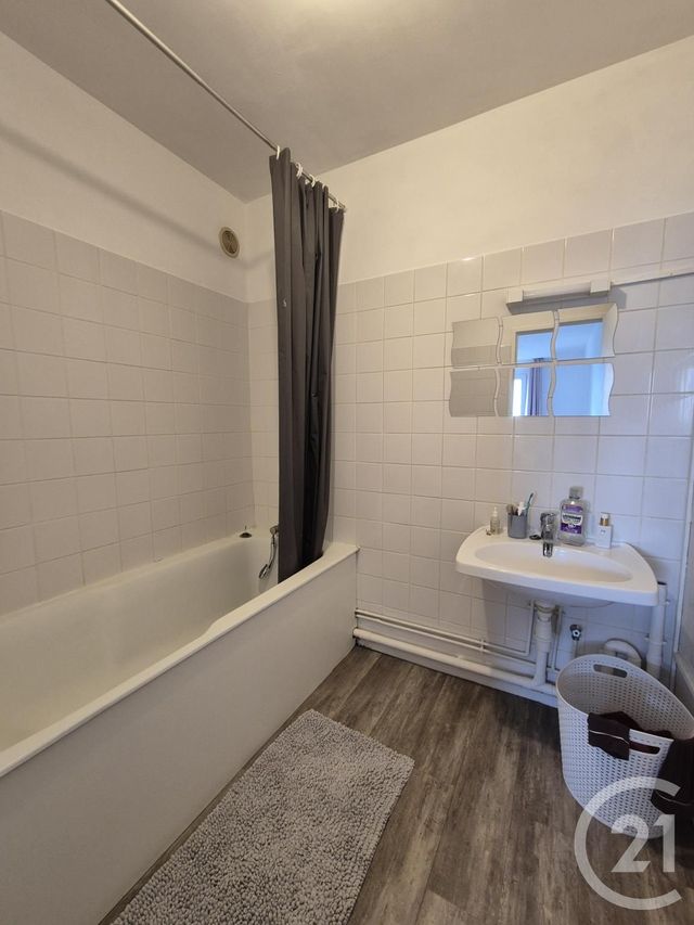 Appartement F2 à louer - 2 pièces - 49.09 m2 - ROUEN - 76 - HAUTE-NORMANDIE - Century 21 Thillard Et Duhamel