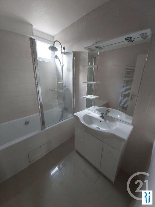 Appartement F2 à louer - 2 pièces - 40.88 m2 - DARNETAL - 76 - HAUTE-NORMANDIE - Century 21 Thillard Et Duhamel