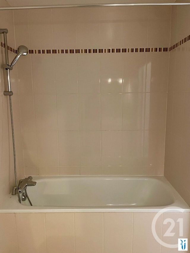 Appartement T3 à vendre - 3 pièces - 61.0 m2 - ROUEN - 76 - HAUTE-NORMANDIE - Century 21 Thillard Et Duhamel