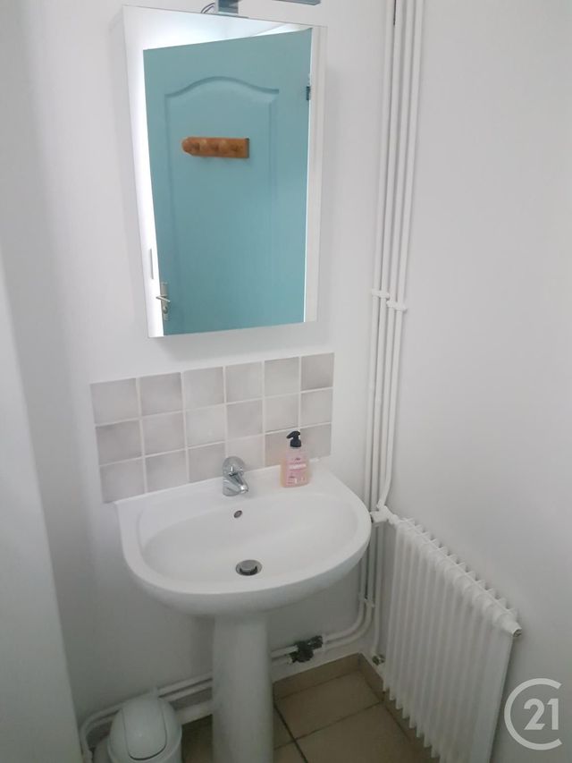 Appartement F2 à louer - 2 pièces - 35.68 m2 - ROUEN - 76 - HAUTE-NORMANDIE - Century 21 Thillard Et Duhamel