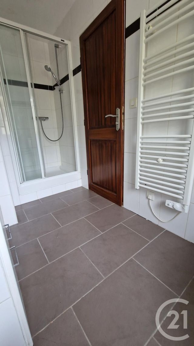 Appartement F3 à louer - 3 pièces - 63.39 m2 - ROUEN - 76 - HAUTE-NORMANDIE - Century 21 Thillard Et Duhamel