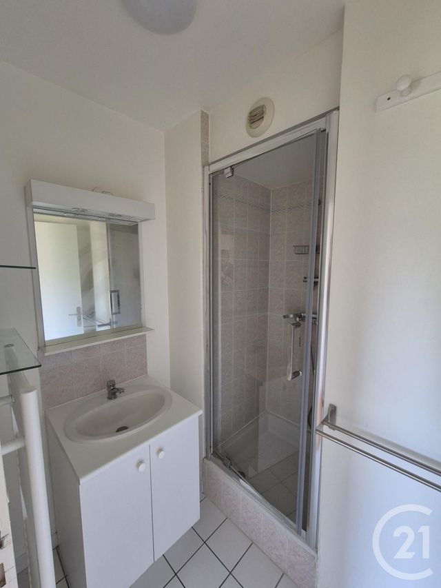 Appartement F4 à louer - 4 pièces - 90.48 m2 - ROUEN - 76 - HAUTE-NORMANDIE - Century 21 Thillard Et Duhamel