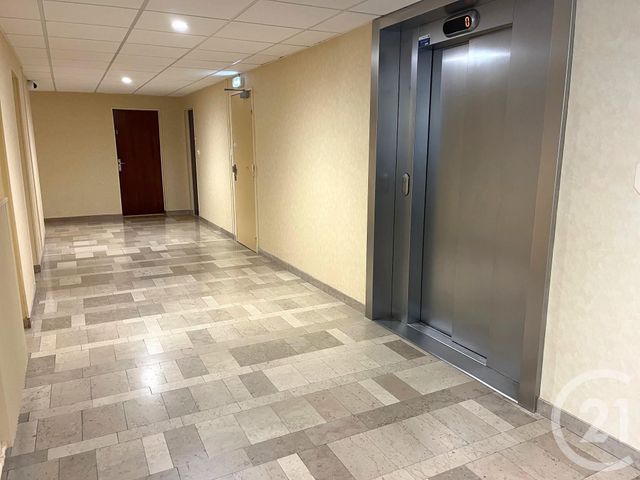 Appartement F2 à vendre - 2 pièces - 46.95 m2 - SOTTEVILLE LES ROUEN - 76 - HAUTE-NORMANDIE - Century 21 Thillard Et Duhamel