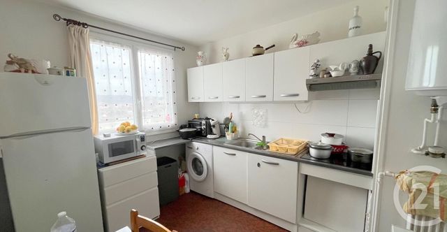 Appartement F2 à vendre - 2 pièces - 46.95 m2 - SOTTEVILLE LES ROUEN - 76 - HAUTE-NORMANDIE - Century 21 Thillard Et Duhamel