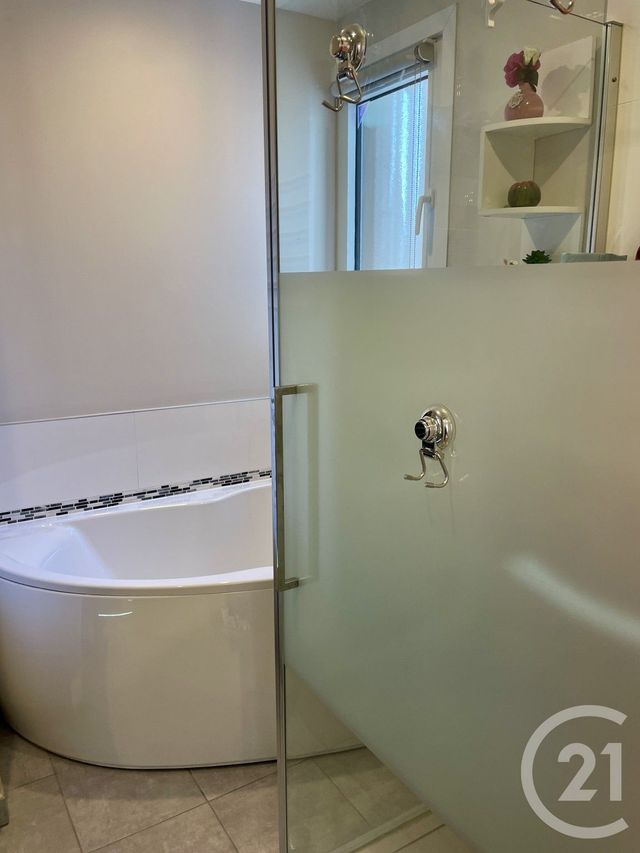 Appartement F4 à vendre - 4 pièces - 99.7 m2 - ROUEN - 76 - HAUTE-NORMANDIE - Century 21 Thillard Et Duhamel