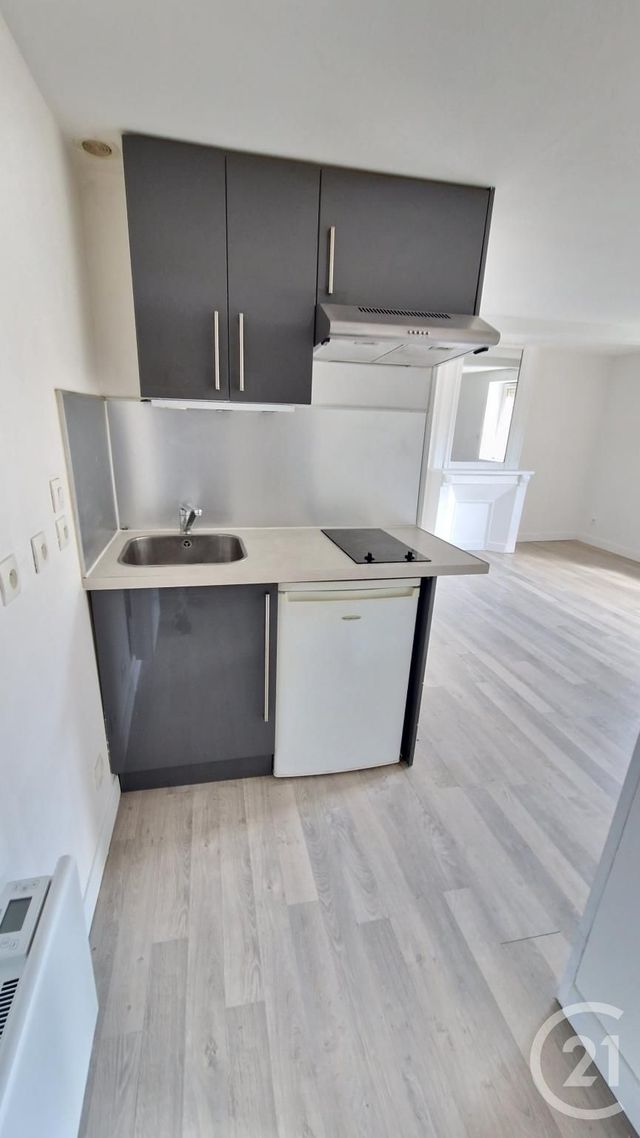 Appartement F2 à louer - 2 pièces - 35.59 m2 - LE MESNIL ESNARD - 76 - HAUTE-NORMANDIE - Century 21 Thillard Et Duhamel