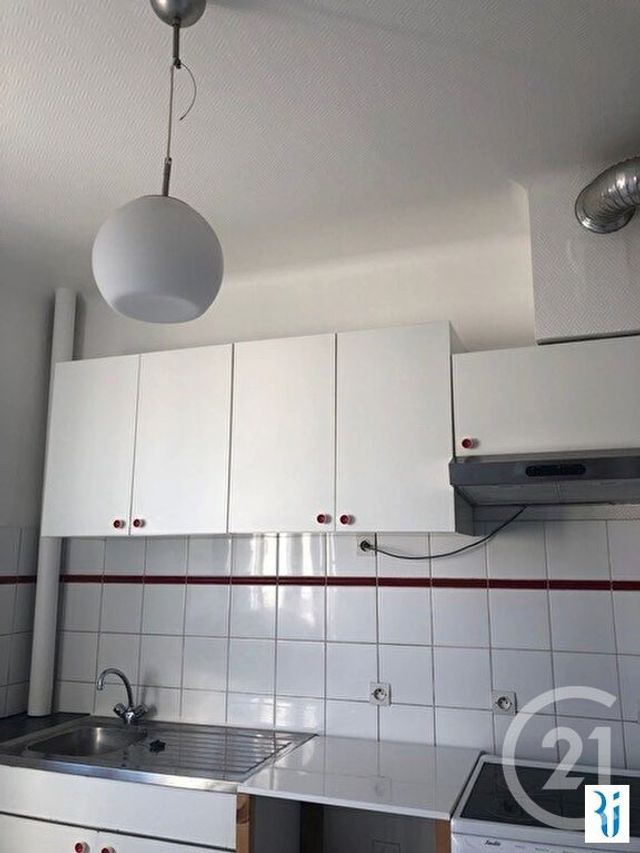 Appartement F4 à louer - 4 pièces - 85.31 m2 - ROUEN - 76 - HAUTE-NORMANDIE - Century 21 Thillard Et Duhamel