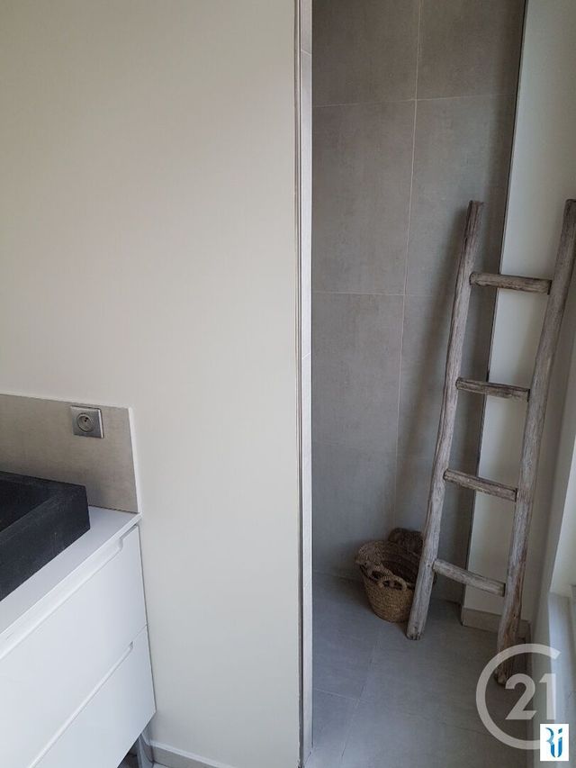 Appartement T2 à vendre - 2 pièces - 44.48 m2 - ROUEN - 76 - HAUTE-NORMANDIE - Century 21 Thillard Et Duhamel