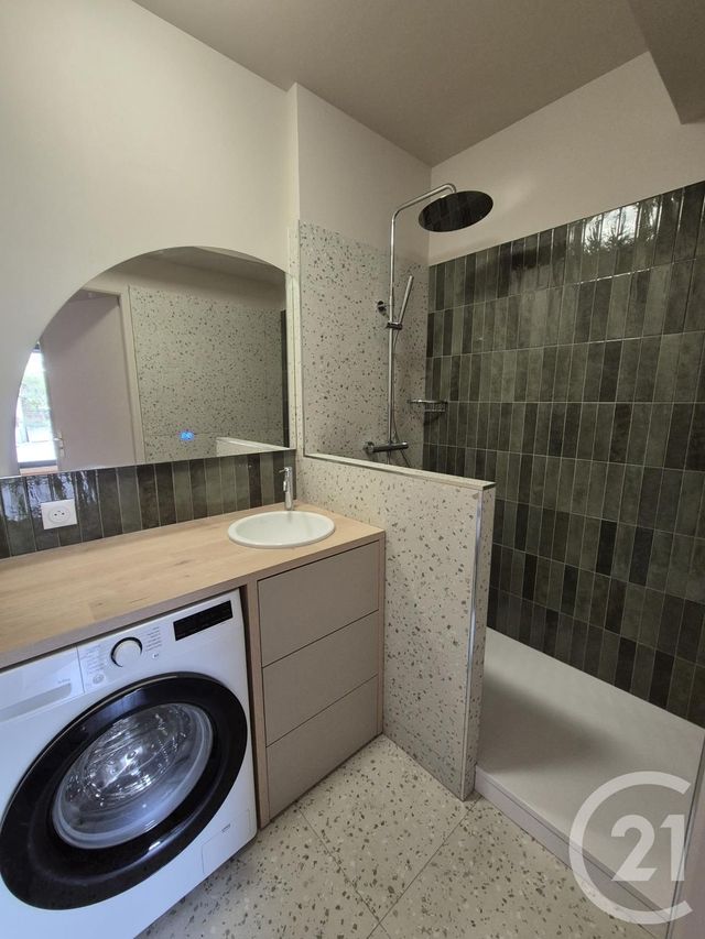 Appartement F4 à louer - 4 pièces - 110.87 m2 - ROUEN - 76 - HAUTE-NORMANDIE - Century 21 Thillard Et Duhamel