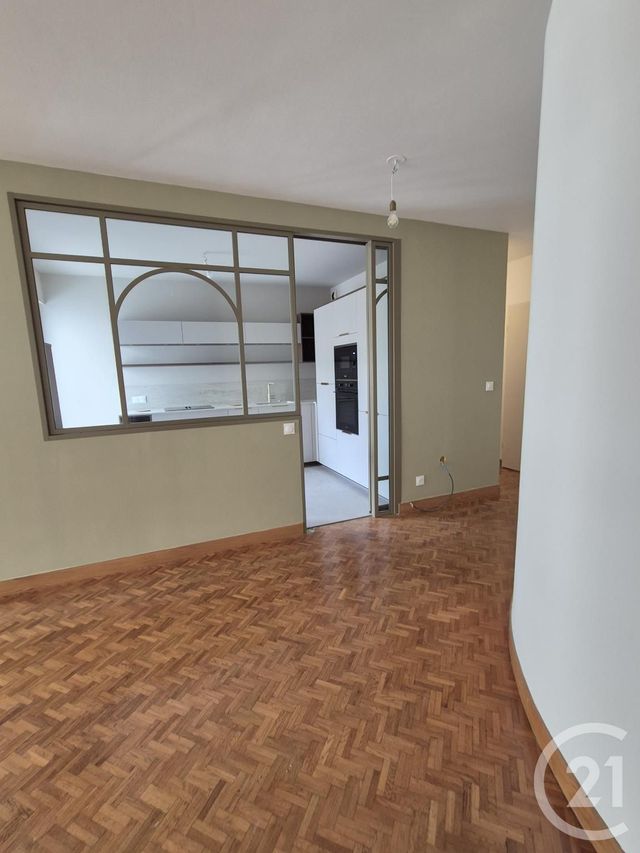 Appartement F4 à louer - 4 pièces - 110.87 m2 - ROUEN - 76 - HAUTE-NORMANDIE - Century 21 Thillard Et Duhamel