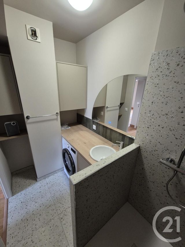 Appartement F4 à louer - 4 pièces - 110.87 m2 - ROUEN - 76 - HAUTE-NORMANDIE - Century 21 Thillard Et Duhamel