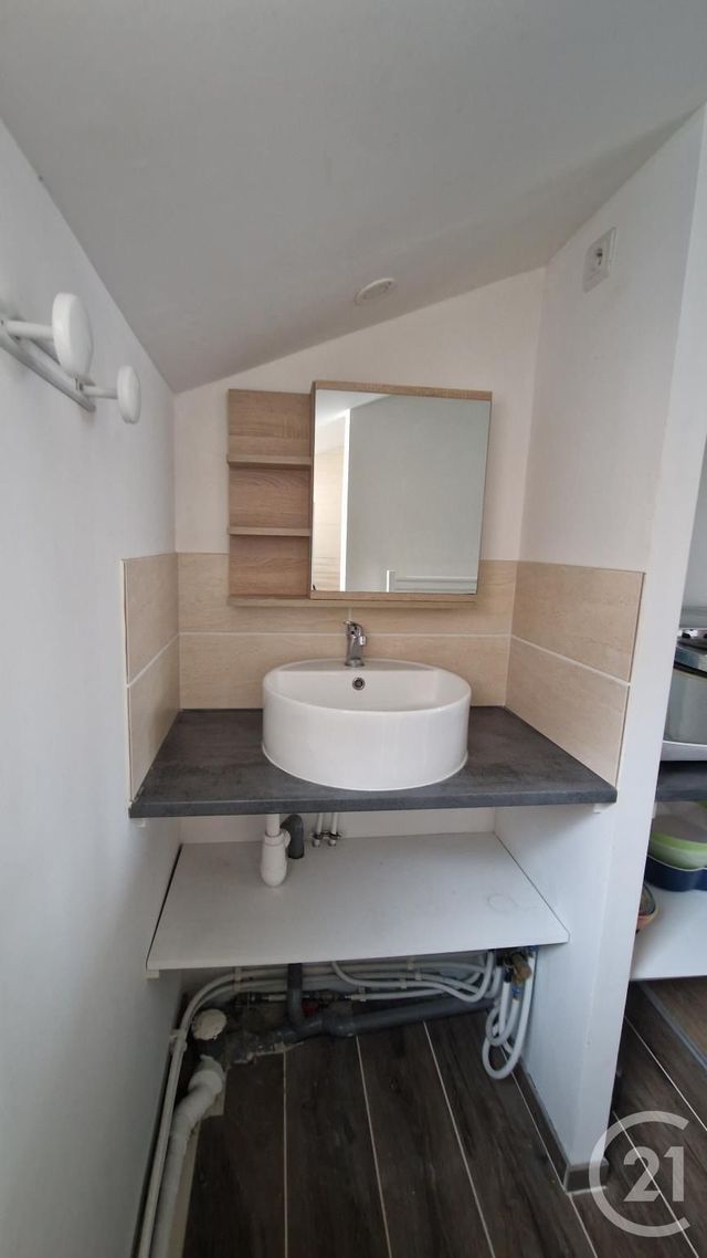 Appartement F1 à louer - 1 pièce - 22.5 m2 - ROUEN - 76 - HAUTE-NORMANDIE - Century 21 Thillard Et Duhamel