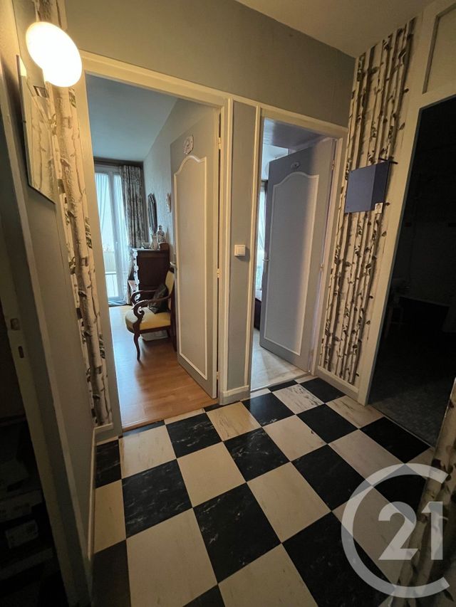 Appartement F4 à vendre - 5 pièces - 84.53 m2 - ROUEN - 76 - HAUTE-NORMANDIE - Century 21 Thillard Et Duhamel