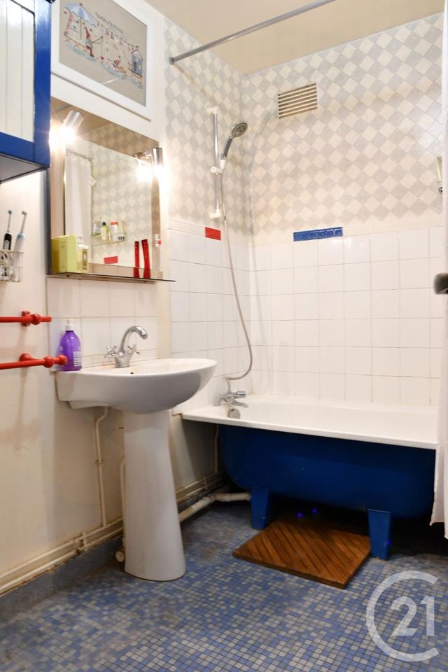 Appartement F4 à vendre - 5 pièces - 84.53 m2 - ROUEN - 76 - HAUTE-NORMANDIE - Century 21 Thillard Et Duhamel