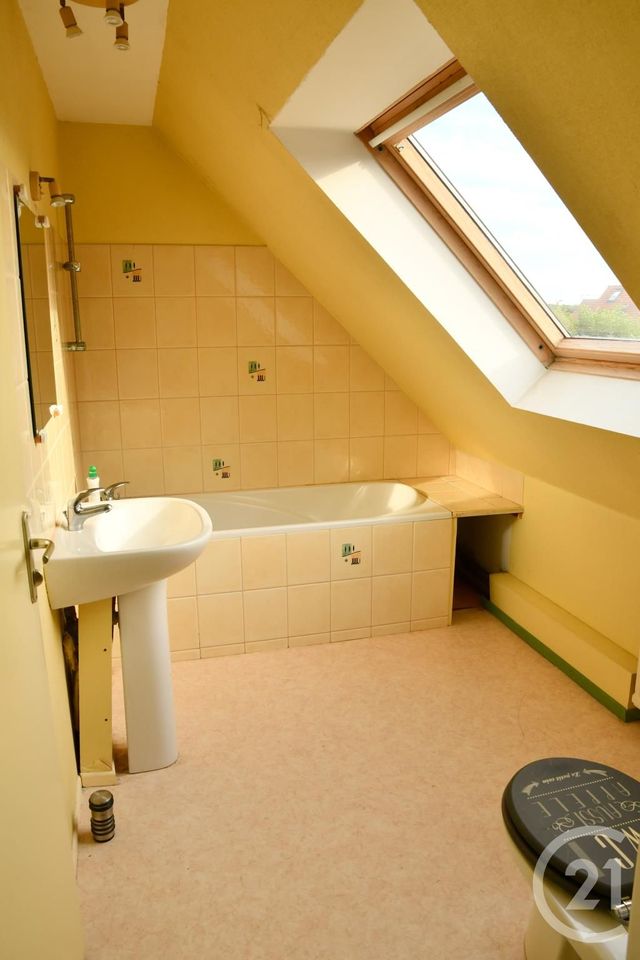 maison à vendre - 9 pièces - 170.2 m2 - BOOS - 76 - HAUTE-NORMANDIE - Century 21 Thillard Et Duhamel