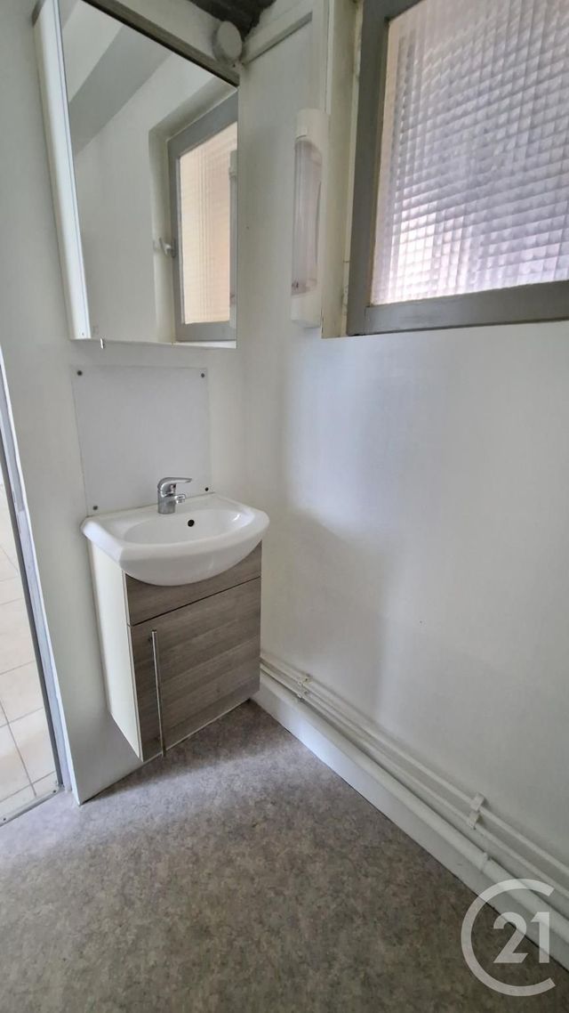 Appartement F1 à louer - 1 pièce - 25.64 m2 - ROUEN - 76 - HAUTE-NORMANDIE - Century 21 Thillard Et Duhamel