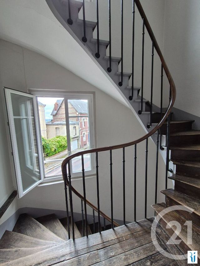 Appartement F2 à louer - 2 pièces - 36.71 m2 - ROUEN - 76 - HAUTE-NORMANDIE - Century 21 Thillard Et Duhamel