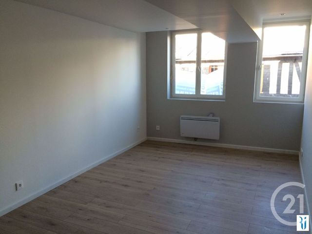 Appartement F2 à louer - 2 pièces - 34.72 m2 - ROUEN - 76 - HAUTE-NORMANDIE - Century 21 Thillard Et Duhamel