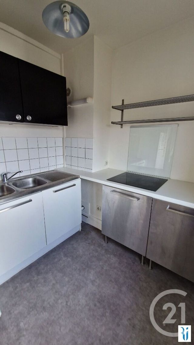Appartement F3 duplex à louer - 3 pièces - 55.2 m2 - ROUEN - 76 - HAUTE-NORMANDIE - Century 21 Thillard Et Duhamel