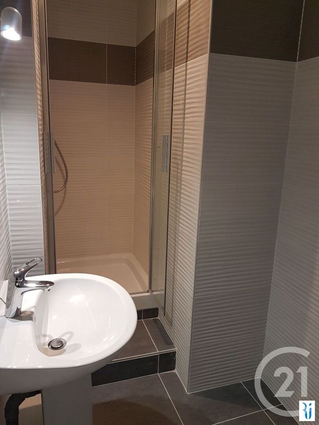 Appartement F1 à louer - 1 pièce - 15.23 m2 - ROUEN - 76 - HAUTE-NORMANDIE - Century 21 Thillard Et Duhamel