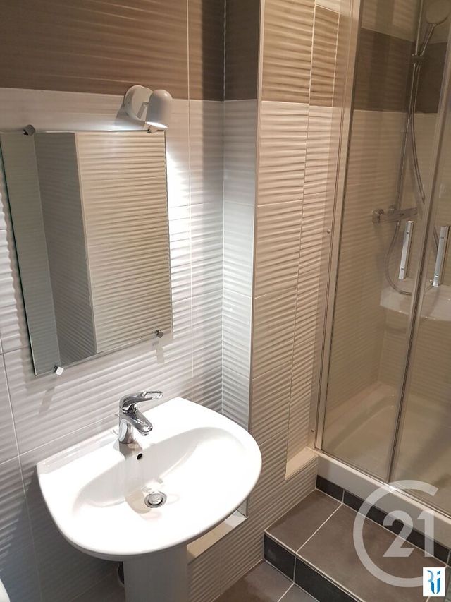 Appartement F1 à louer - 1 pièce - 15.23 m2 - ROUEN - 76 - HAUTE-NORMANDIE - Century 21 Thillard Et Duhamel
