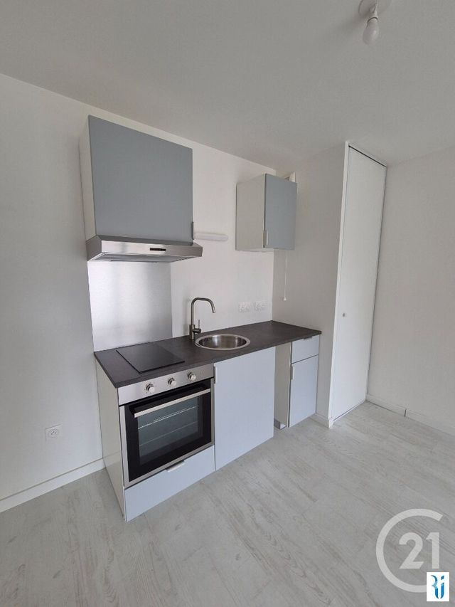 Appartement F2 à louer - 2 pièces - 41.12 m2 - BIHOREL - 76 - HAUTE-NORMANDIE - Century 21 Thillard Et Duhamel