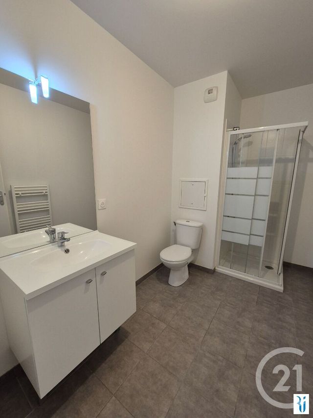Appartement F2 à louer - 2 pièces - 41.12 m2 - BIHOREL - 76 - HAUTE-NORMANDIE - Century 21 Thillard Et Duhamel