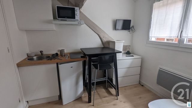 Appartement F1 à louer - 1 pièce - 13.8 m2 - ROUEN - 76 - HAUTE-NORMANDIE - Century 21 Thillard Et Duhamel