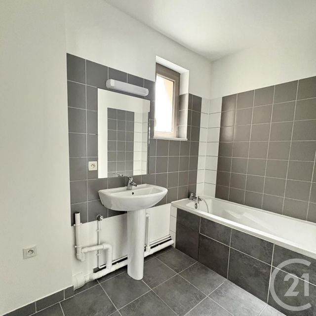 Appartement T3 à vendre - 3 pièces - 48.35 m2 - ROUEN - 76 - HAUTE-NORMANDIE - Century 21 Thillard Et Duhamel