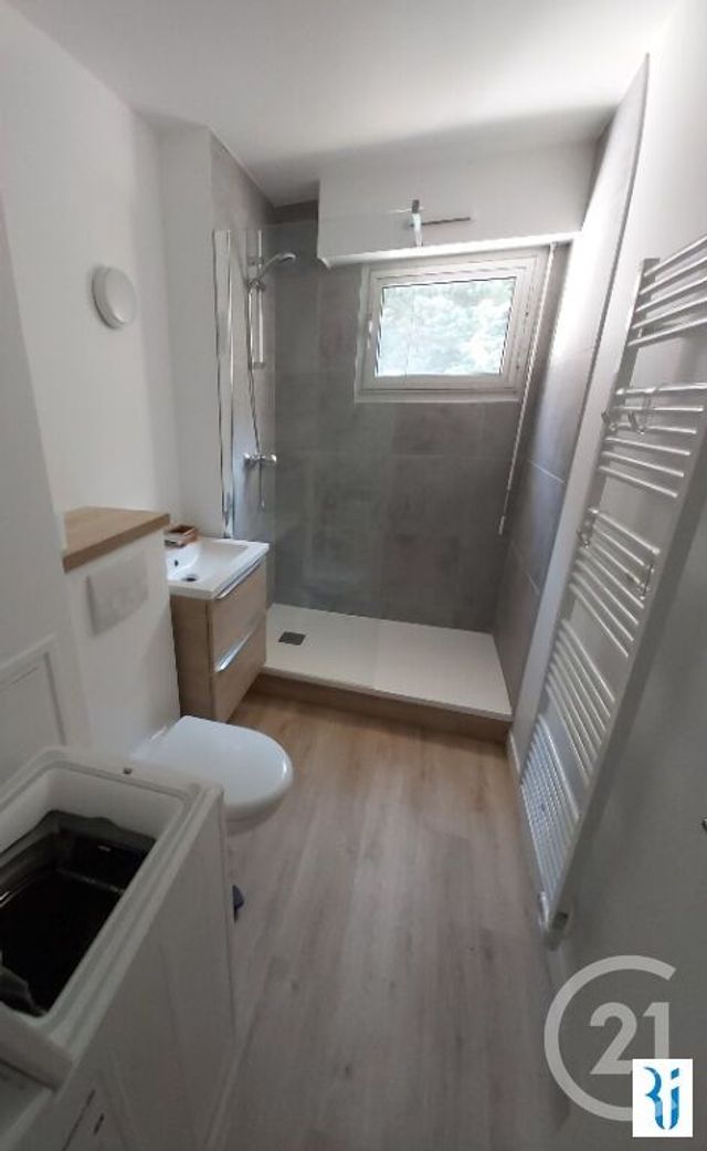Appartement F1 à louer - 1 pièce - 20.54 m2 - MONT ST AIGNAN - 76 - HAUTE-NORMANDIE - Century 21 Thillard Et Duhamel